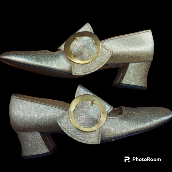 60's Gold Vintage Mod Block Heel Mary Jane's with side buckle sz 7 - Picture 2 of 10